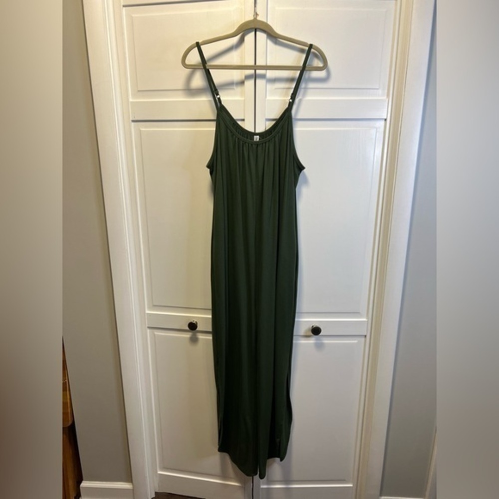 Zenana Wide Leg Sleeveless Lounge Jumpsuit/Romper Size Women’s 1X Color Green